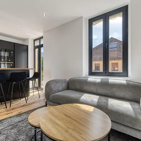 La Cosyne - En Colocation 住宿加早餐酒店 Collonges-sous-Saleve